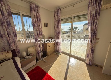 Sale - Villa - Villamartin