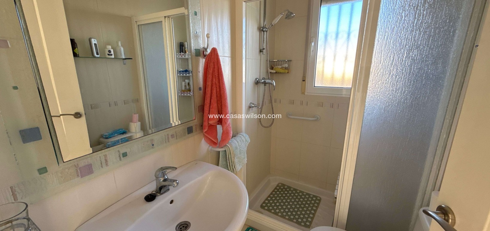 Sale - Villa - Villamartin