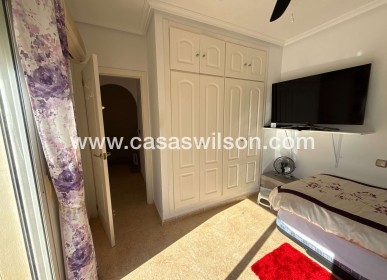 Sale - Villa - Villamartin