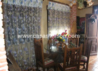 Sale - Townhouse - Daya Nueva