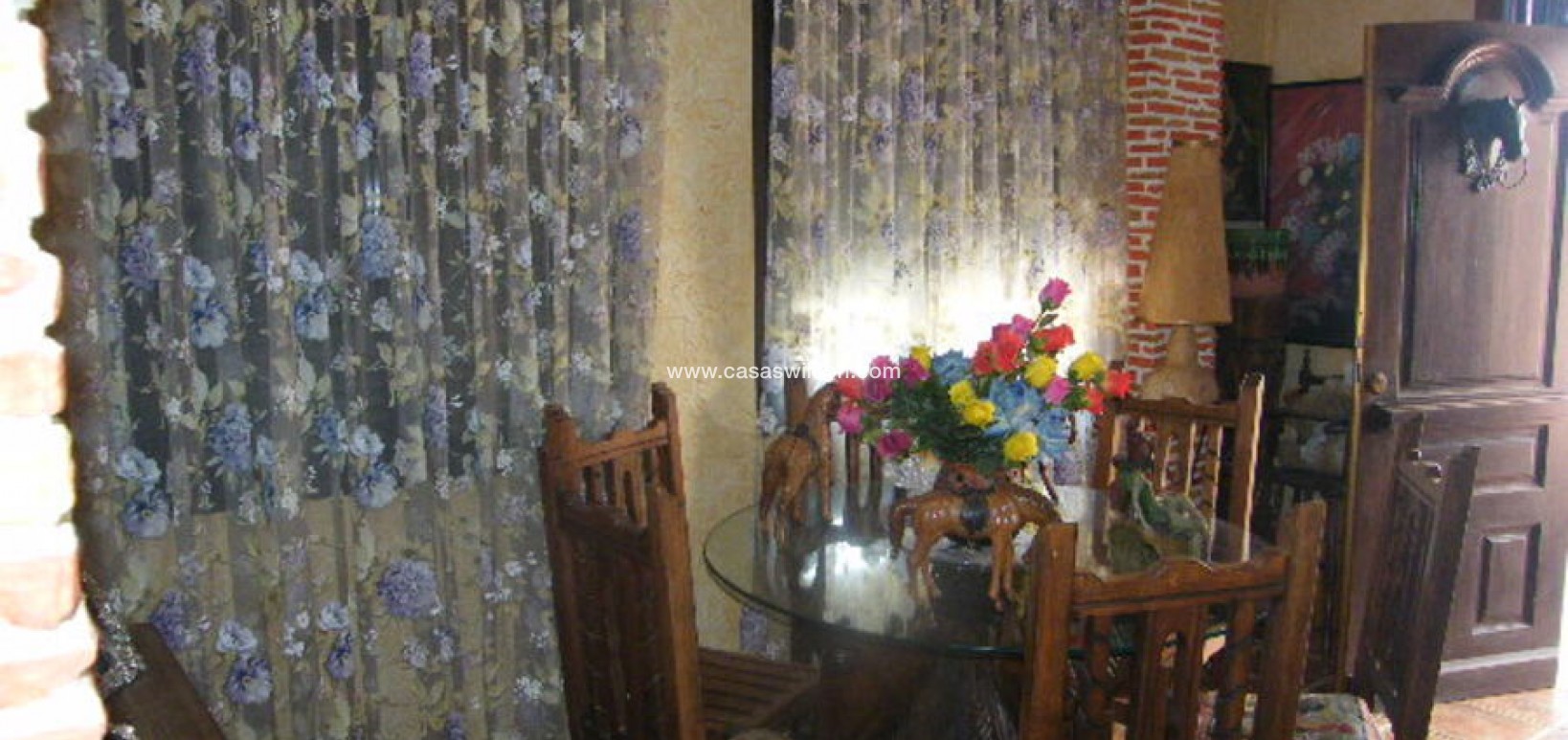 Sale - Townhouse - Daya Nueva