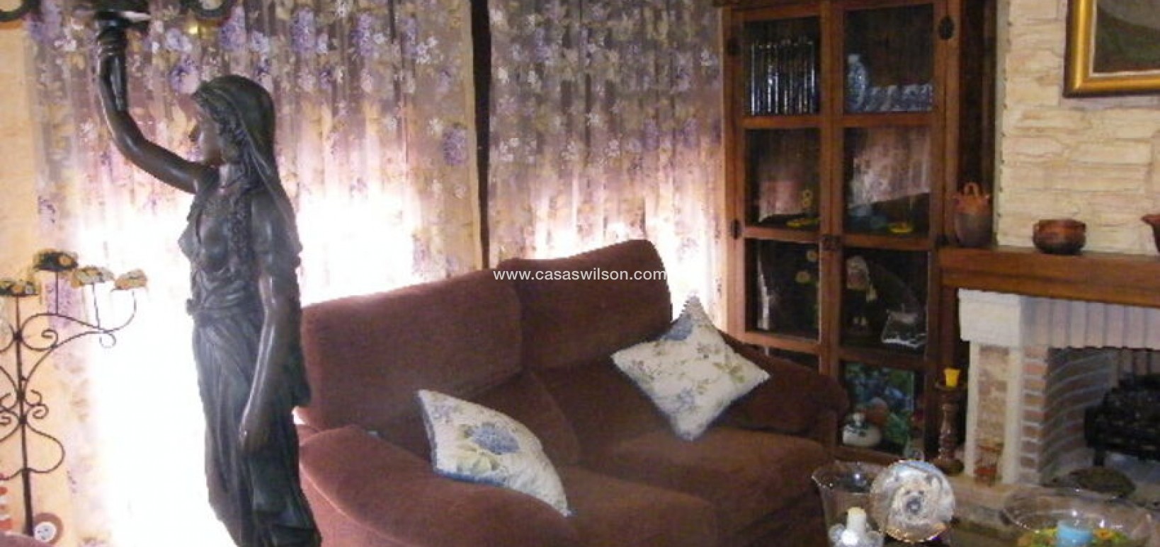 Sale - Townhouse - Daya Nueva