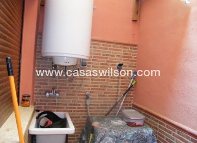 Sale - Townhouse - Daya Nueva