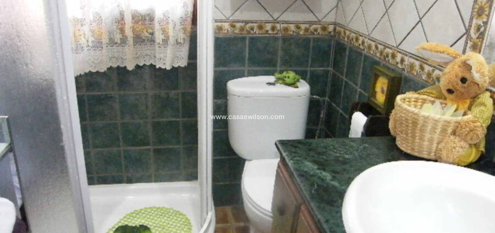 Sale - Townhouse - Daya Nueva