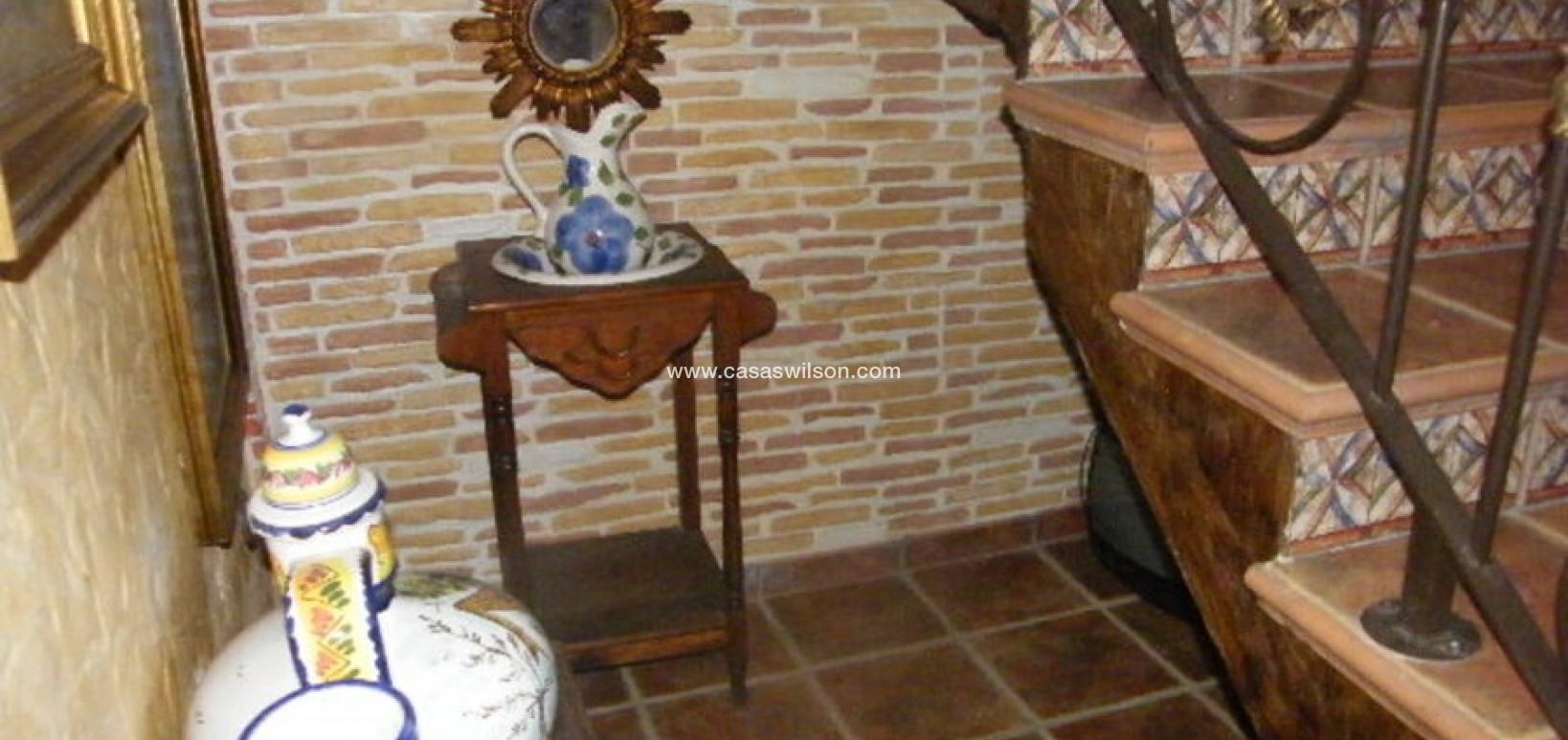 Sale - Townhouse - Daya Nueva