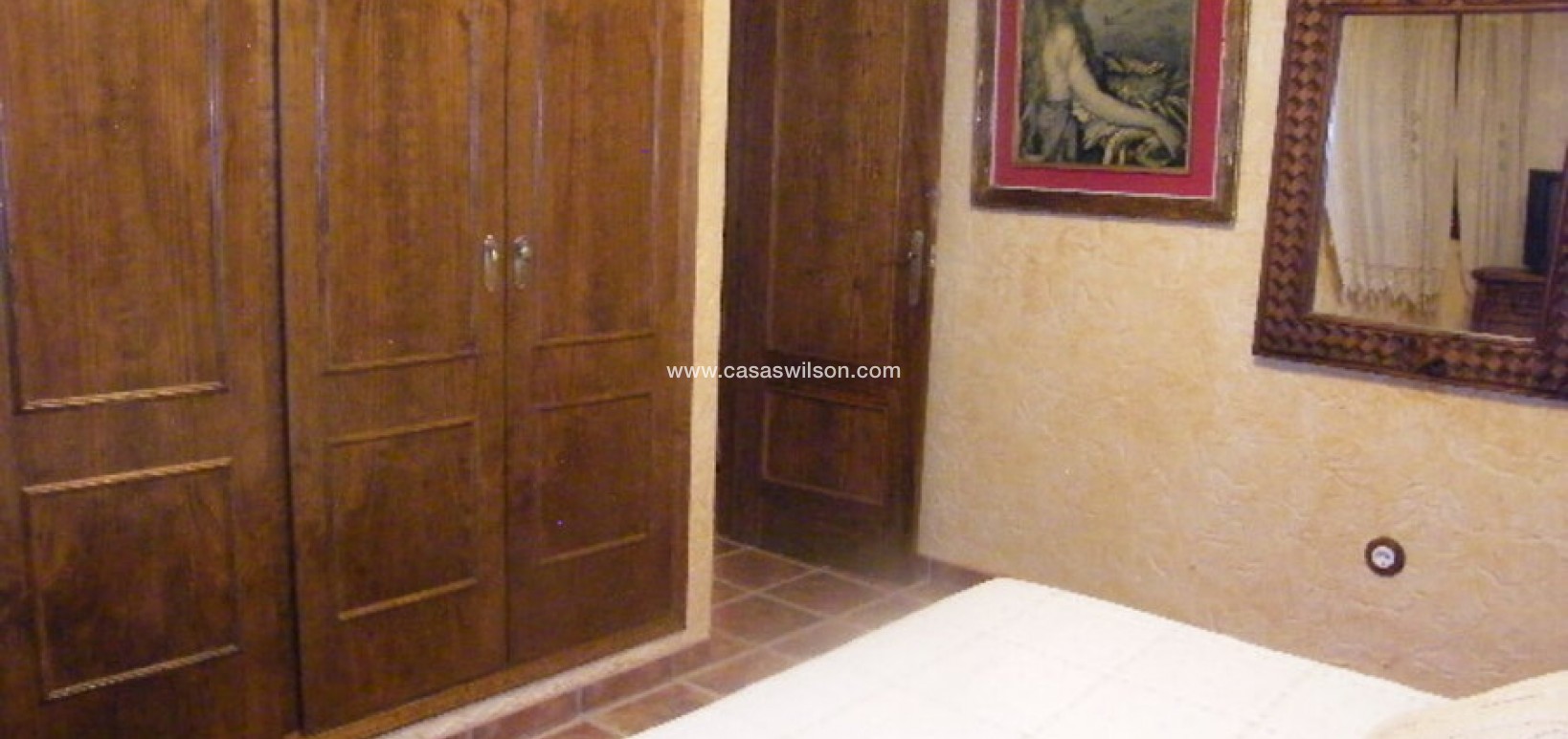 Sale - Townhouse - Daya Nueva