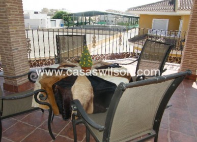 Sale - Townhouse - Daya Nueva
