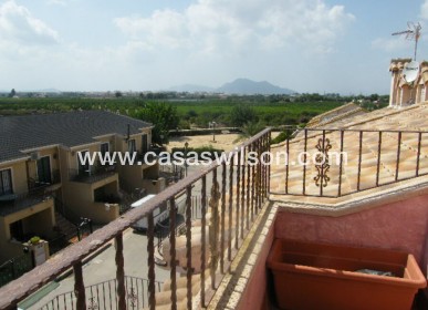 Sale - Townhouse - Daya Nueva