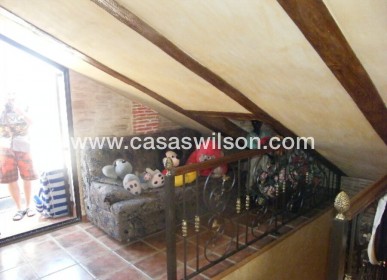 Sale - Townhouse - Daya Nueva