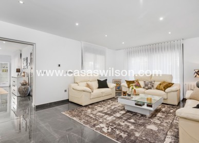 Sale - Villa - San Juan Alicante - Frank Espinós