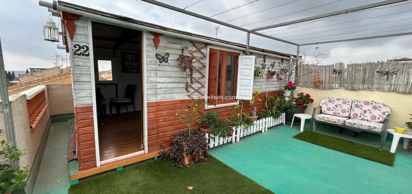 Venta - Chalet - Los Montesinos