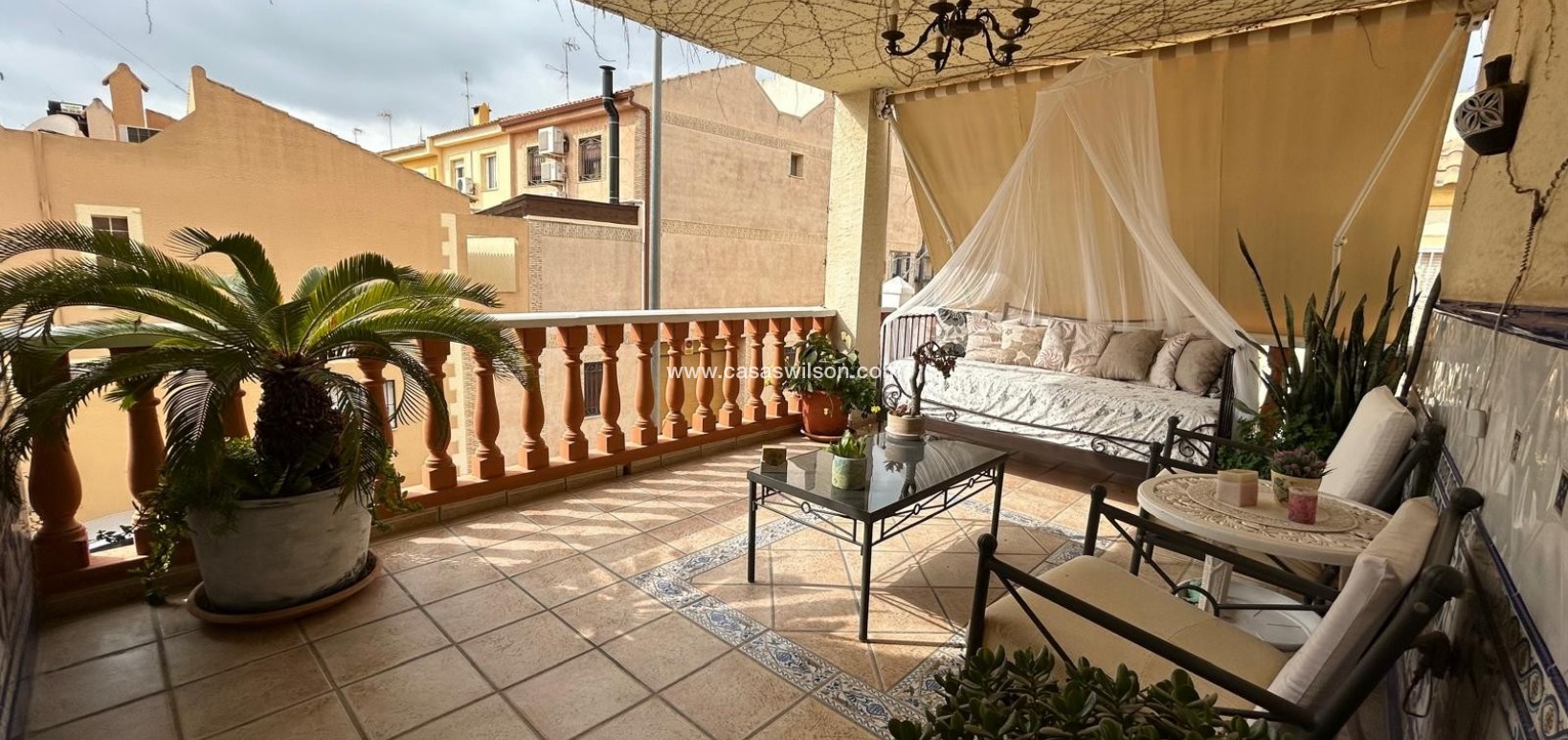 Venta - Chalet - Los Montesinos