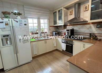 Venta - Chalet - Los Montesinos