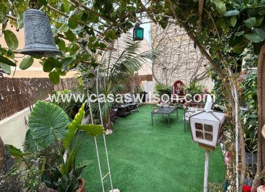 Venta - Chalet - Los Montesinos