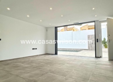 Sale - Villa - Torrevieja - Los Balcones - Los Altos del Edén