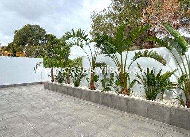 Sale - Villa - Torrevieja - Los Balcones - Los Altos del Edén