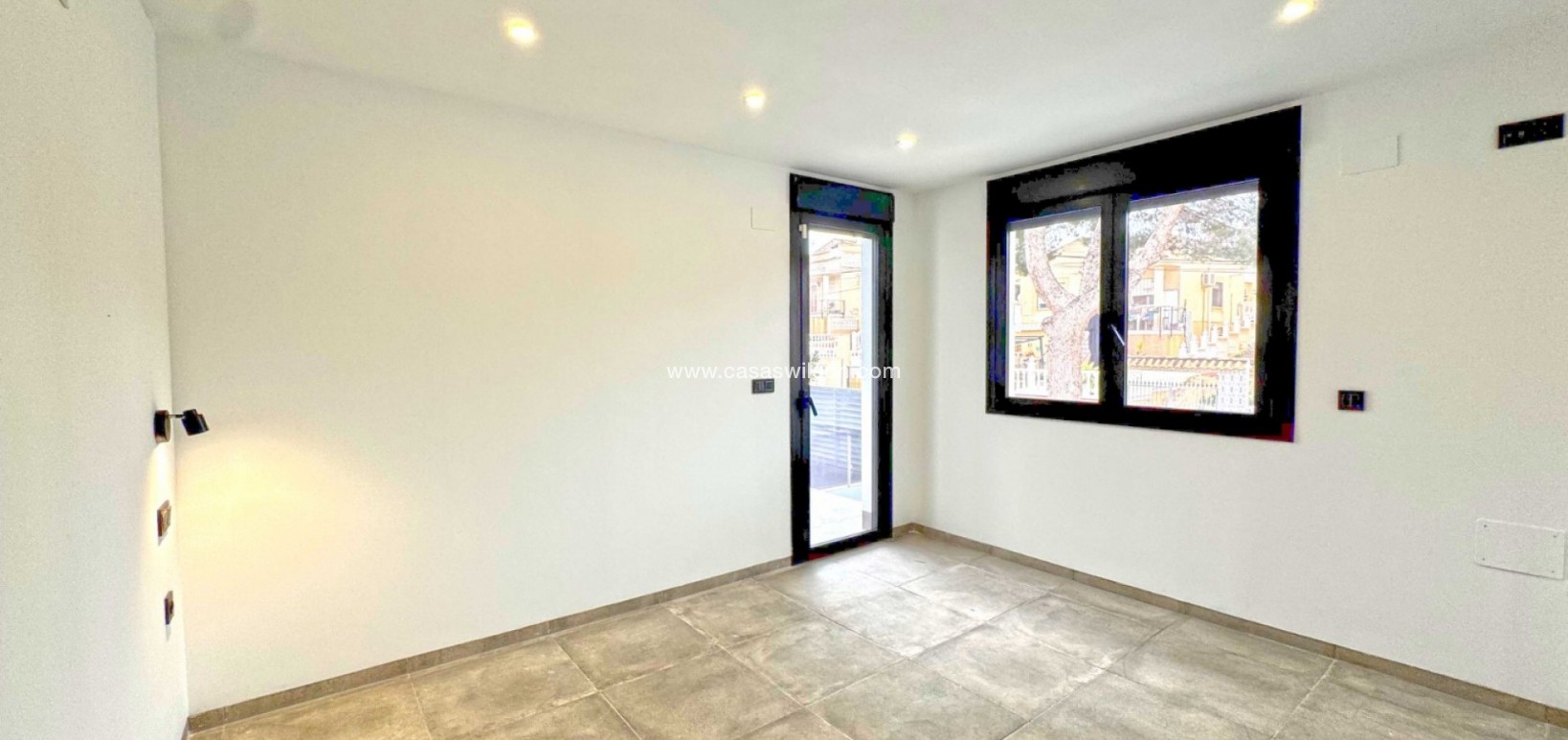 Sale - Villa - Torrevieja - Los Balcones - Los Altos del Edén