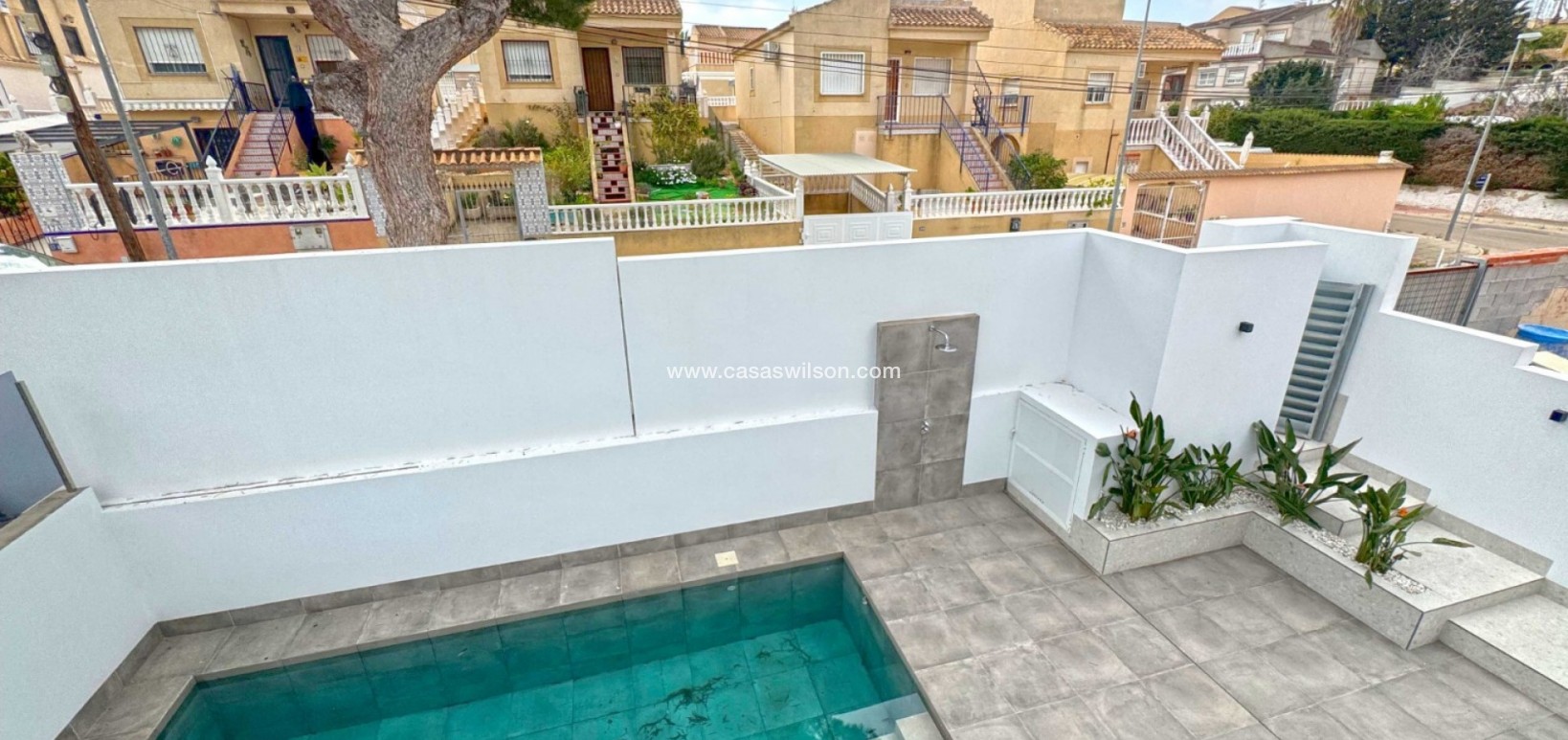 Sale - Villa - Torrevieja - Los Balcones - Los Altos del Edén