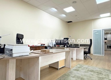 Sale - commercial - Torrevieja