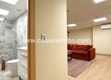 Sale - commercial - Torrevieja