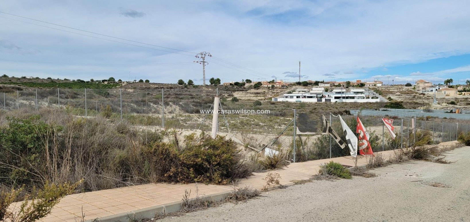 Sale - Plot of Land - Torremendo