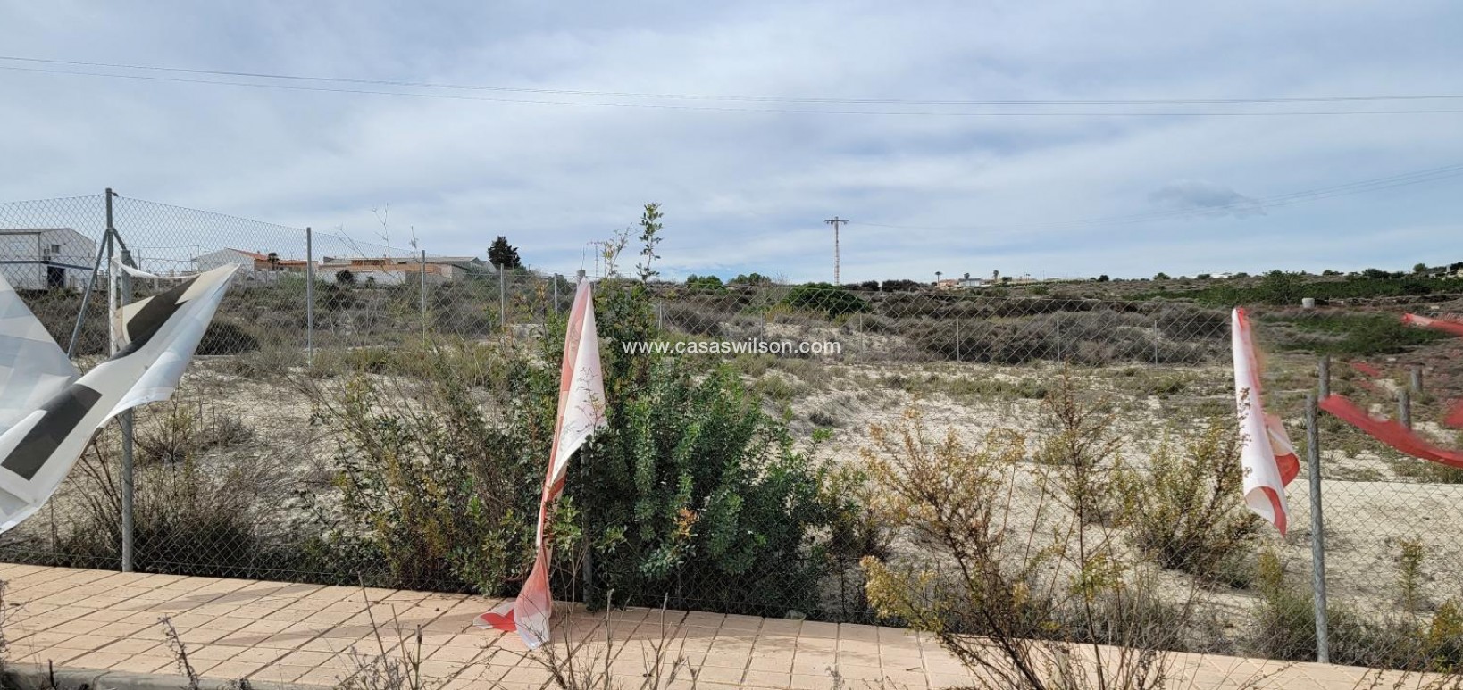 Sale - Plot of Land - Torremendo