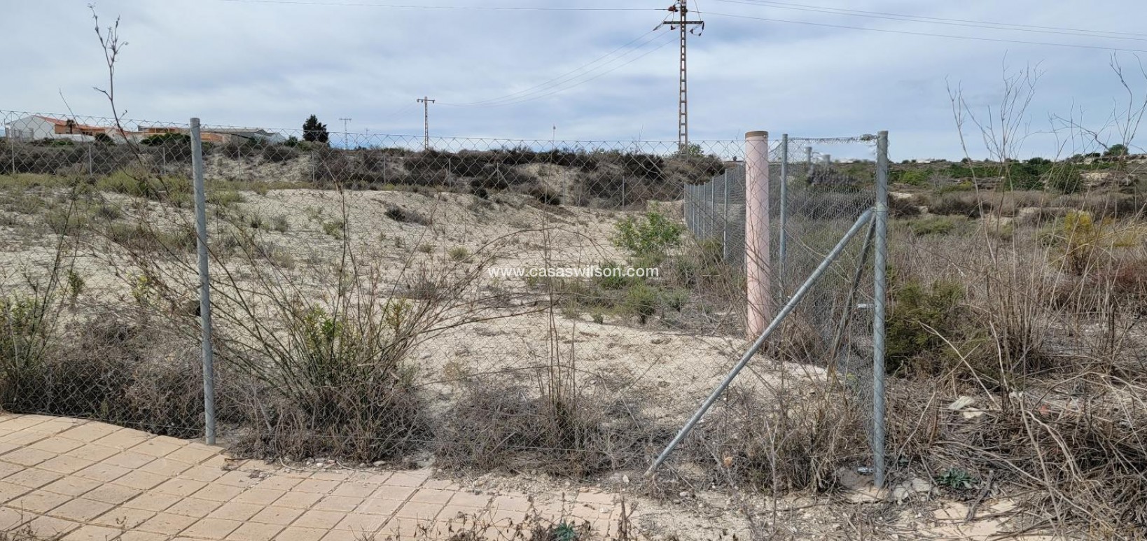 Sale - Plot of Land - Torremendo