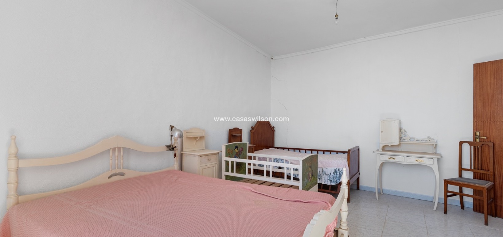 Sale - Country Property/Finca - Orihuela