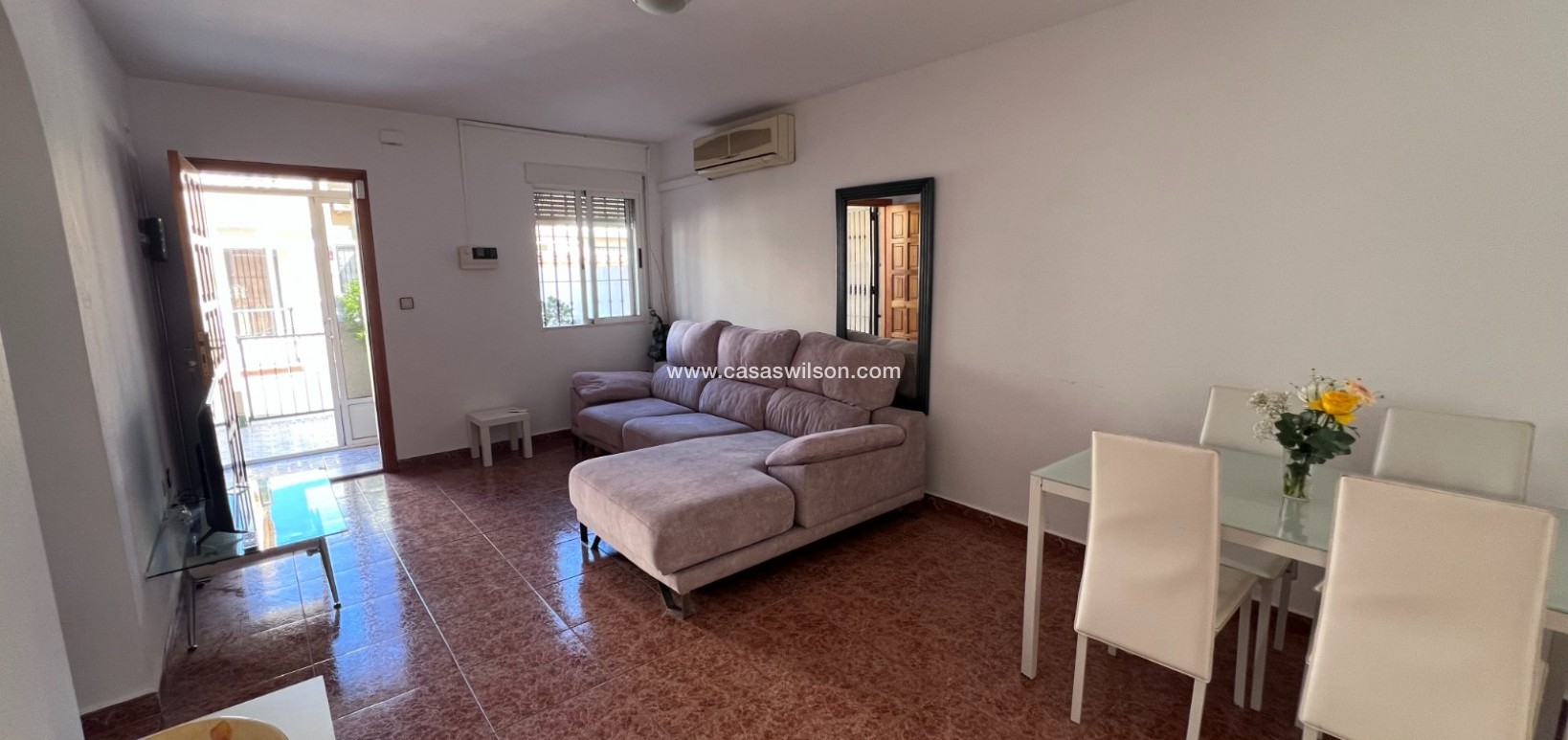 Sale - Townhouse - Torrevieja - La Siesta