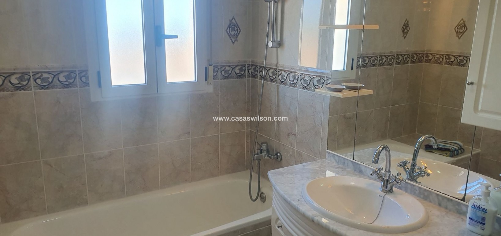 Sale - Villa - Algorfa