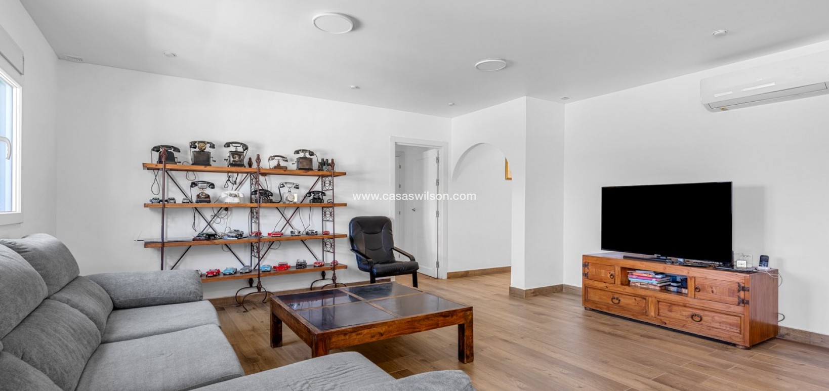 Sale - Villa - Los Montesinos