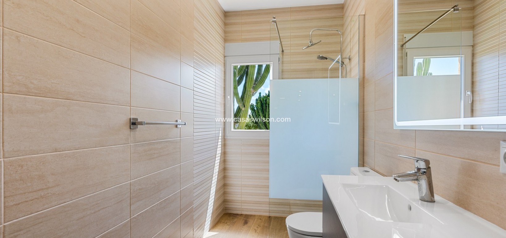 Sale - Villa - Los Montesinos