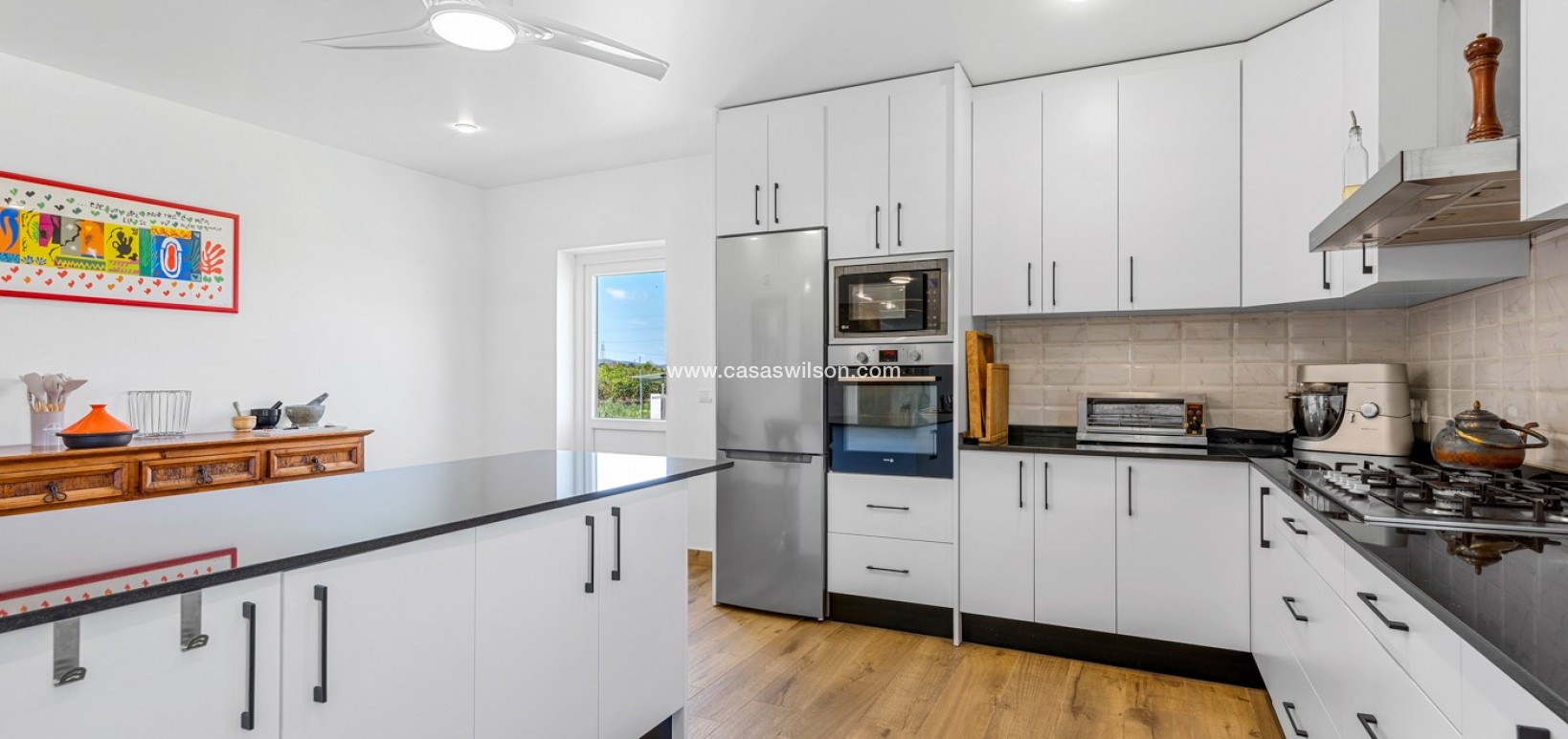 Sale - Villa - Los Montesinos