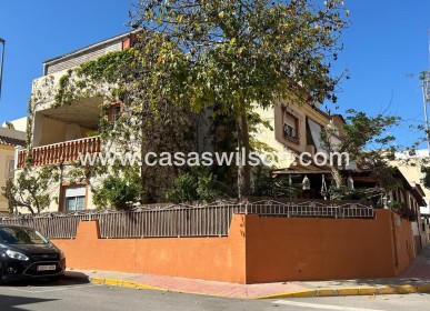 Venta - Chalet - Los Montesinos