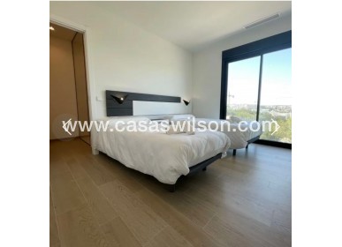 Venta - Apartamento - Las Colinas Golf - Las Colinas Golf and Country Club