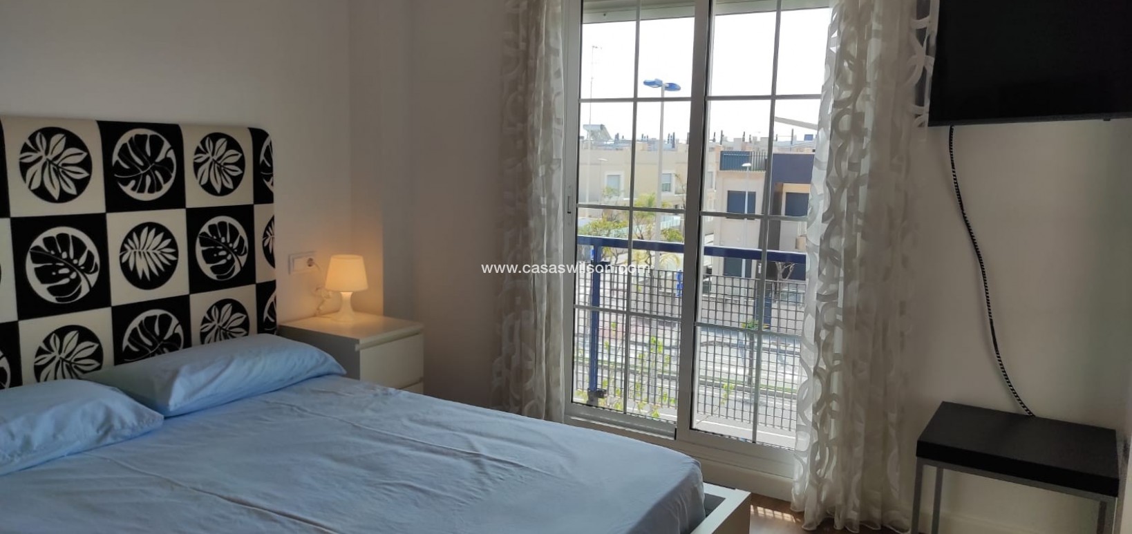 Venta - Apartamento - Mil Palmeras