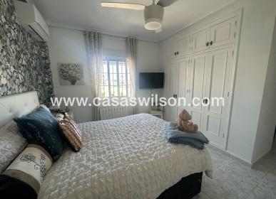 Sale - Villa - Bigastro