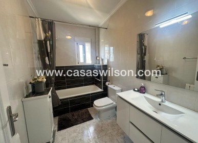 Sale - Villa - Bigastro