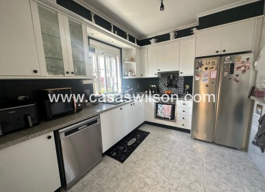 Sale - Villa - Bigastro