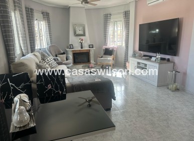 Sale - Villa - Bigastro