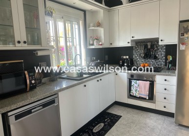 Sale - Villa - Bigastro