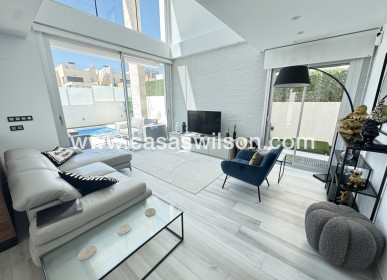 Sale - Villa - Lomas De Cabo Roig