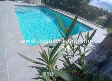 Sale - Villa - Algorfa - La Finca Golf