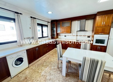 Venta - Adosado - San Miguel de Salinas