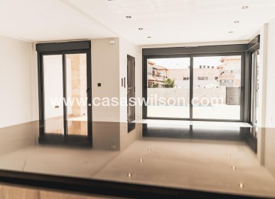 Nueva construcción  - Chalet - Orihuela Costa - Punta Prima