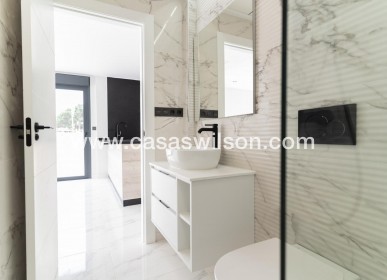 Nueva construcción  - Chalet - Orihuela Costa - Punta Prima