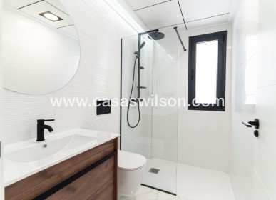 Nueva construcción  - Chalet - Orihuela Costa - Punta Prima