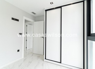 Nueva construcción  - Chalet - Orihuela Costa - Punta Prima