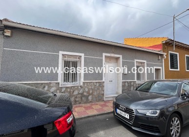 Sale - House - Jacarilla