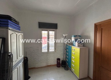 Sale - House - Jacarilla